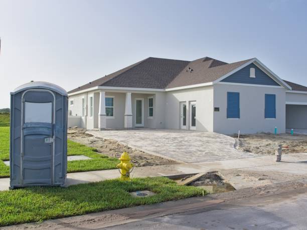 Best Luxury portable toilet rental  in Delavan, WI